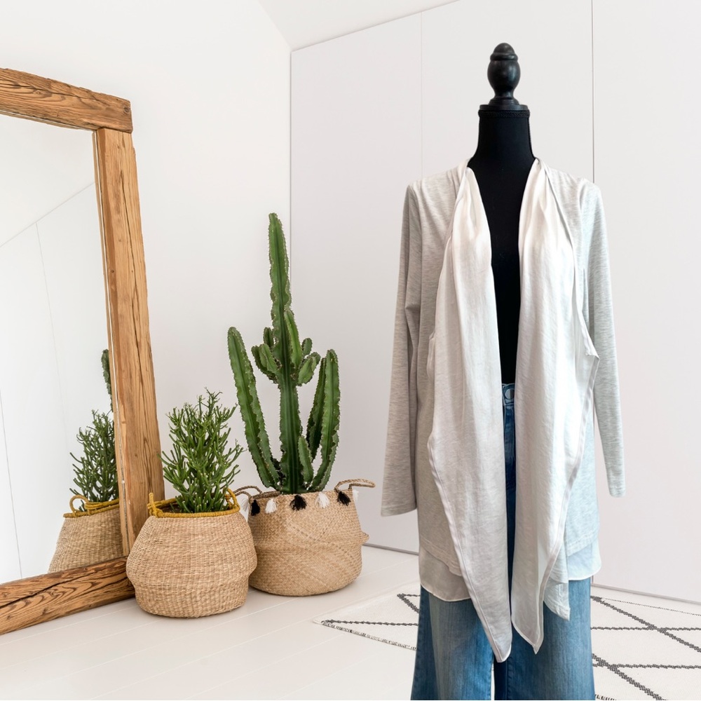 LILIS CLOSET Long Sleeve White Satin Layered Open Front Cardigan